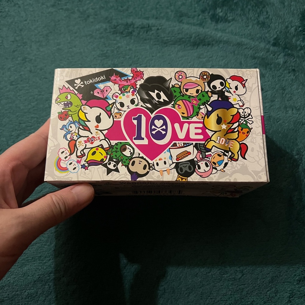 Tokidoki 10 year Unicorno - Picture 2 of 4